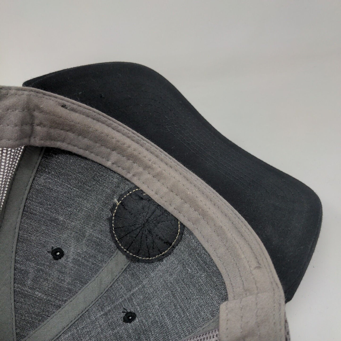 Unbranded Snapback Trucker Hat Black One Size Mesh Back Leather Patch