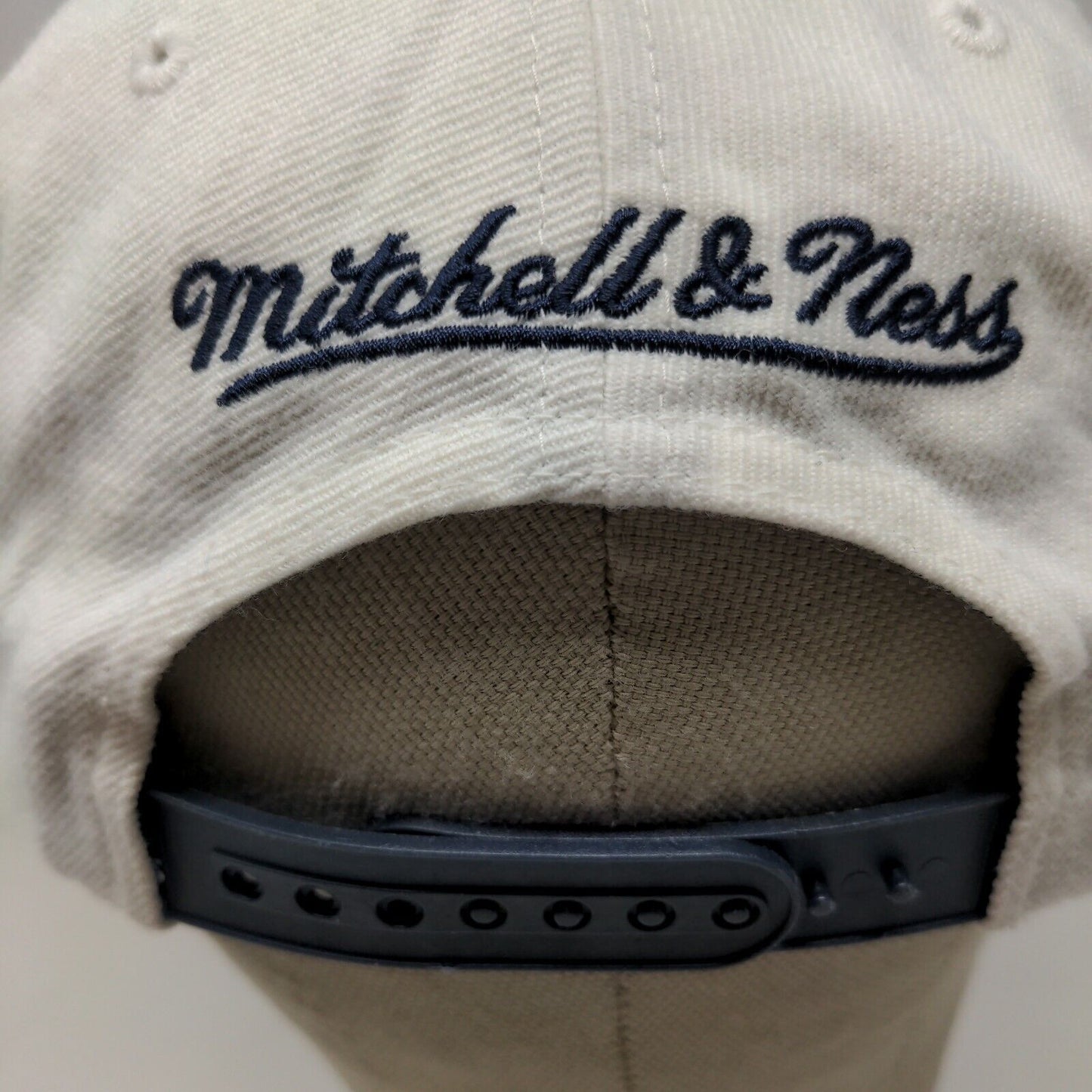 Mitchell & Ness Men's Snapback Hat White Blue Indiana Pacers Logo Wool Blend