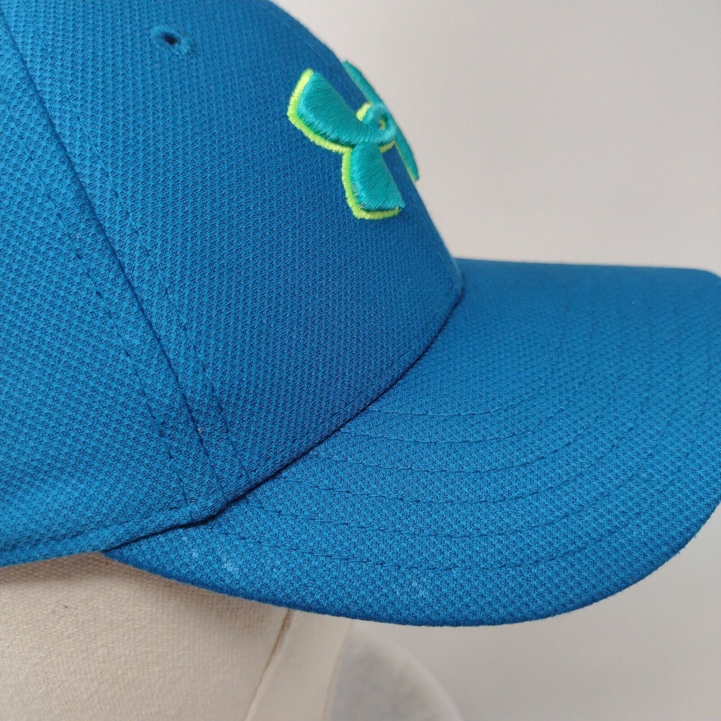 Under Armour Fitted Hat Blue Youth S/M Embroidered Classic Fit Solid