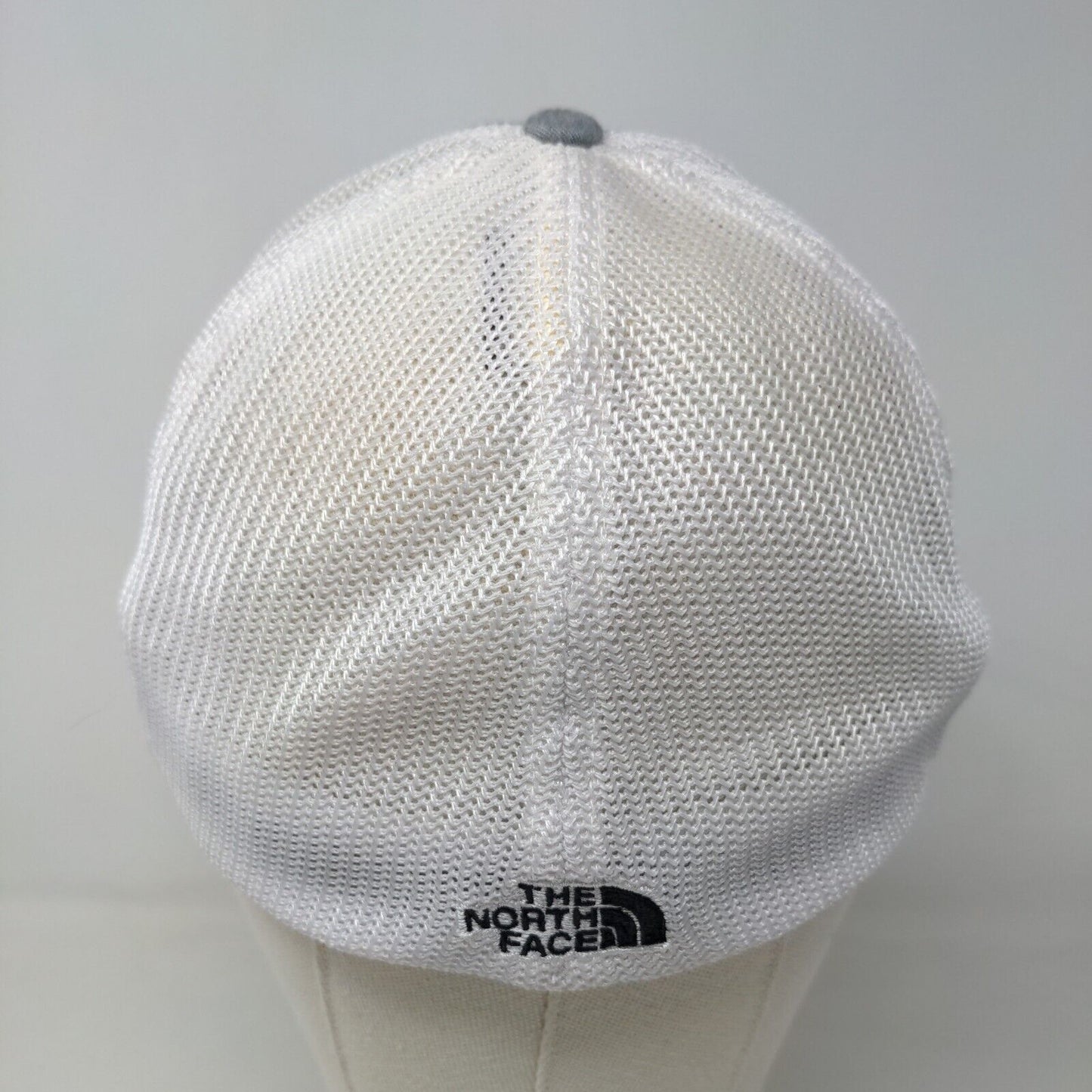 The North Face Men's Mesh Back Fitted Hat Gray White Patch Logo Stretch