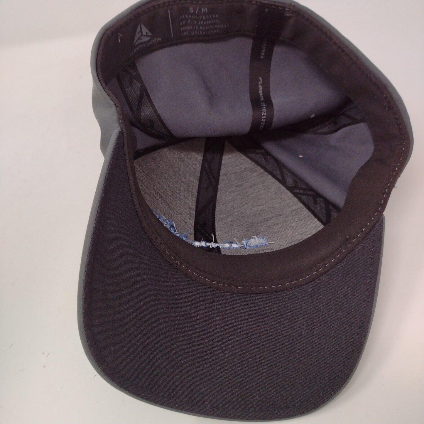 JV Connectivity Fitted Hat Gray S/M Superyacht Cellular Data Delta
