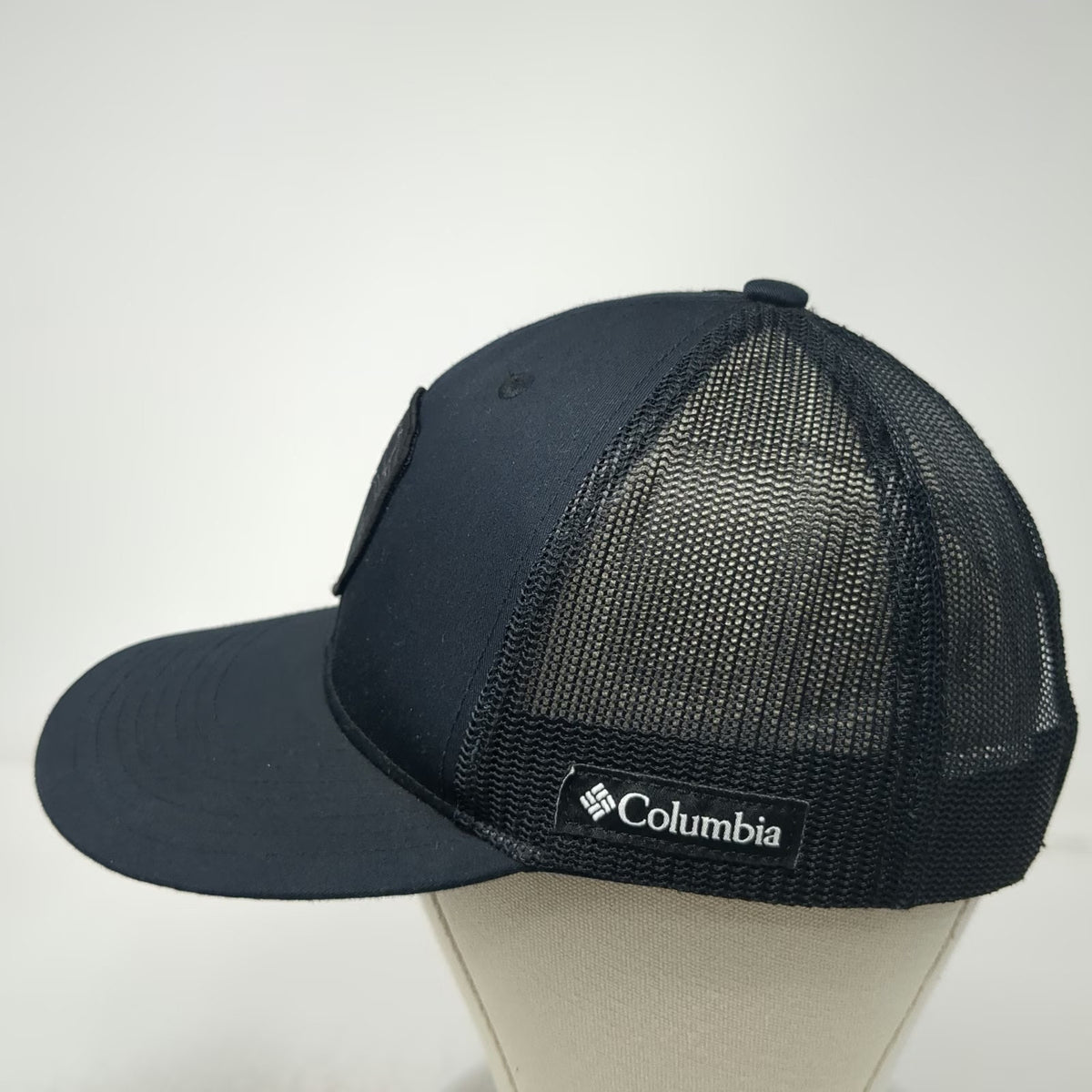 Columbia Baseball Cap Black One Size Snapback Mesh Mountain Shield Patch Hat