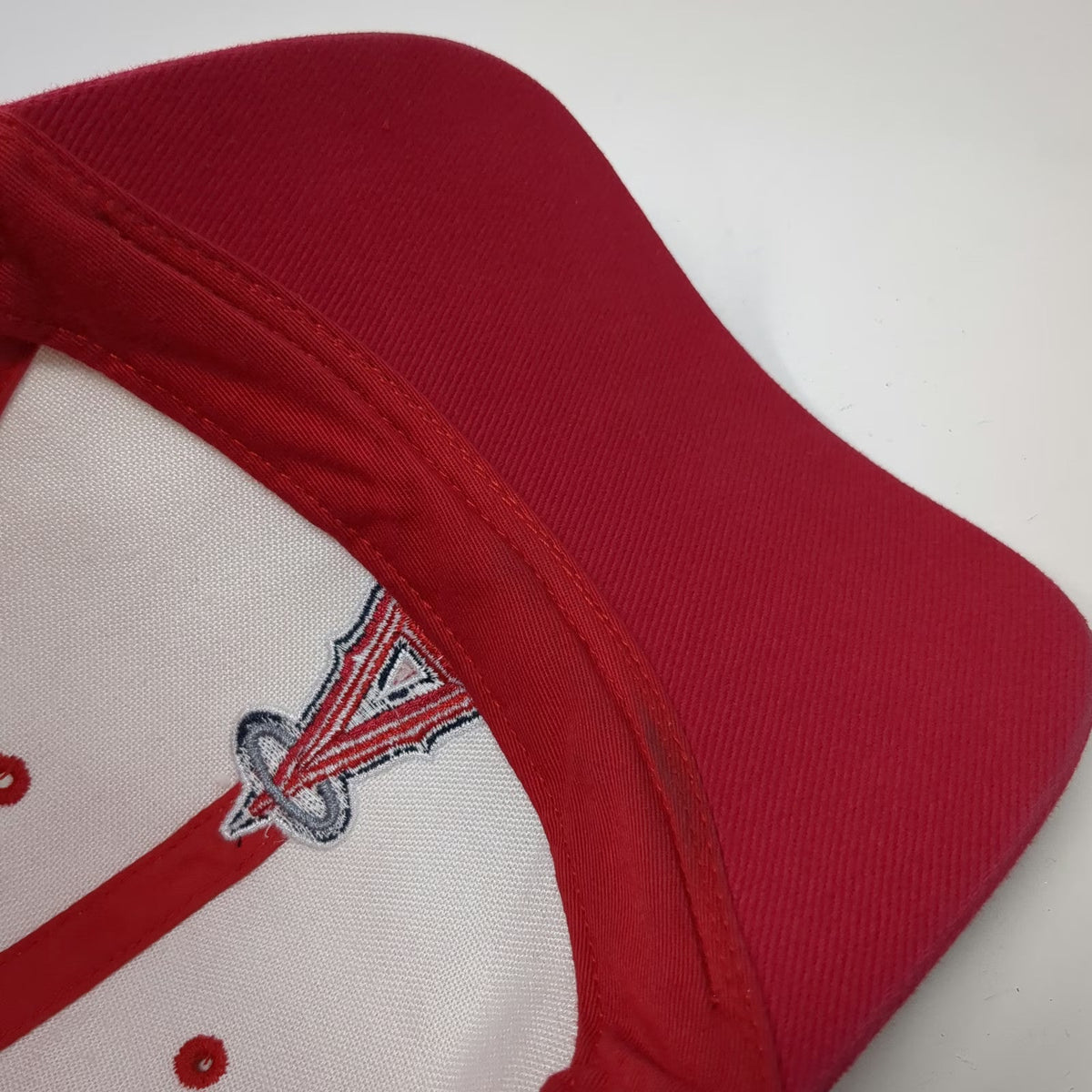Genuine Los Angeles Angels Baseball Cap White Red One Size MLB Strapback Hat