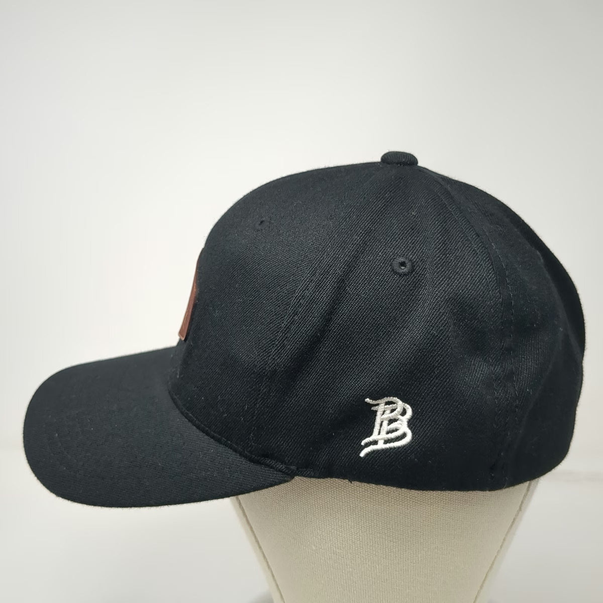 Branded Bills Fitted Hat Black XL Legacy Outdoors Leather Patch Flexfit Curved