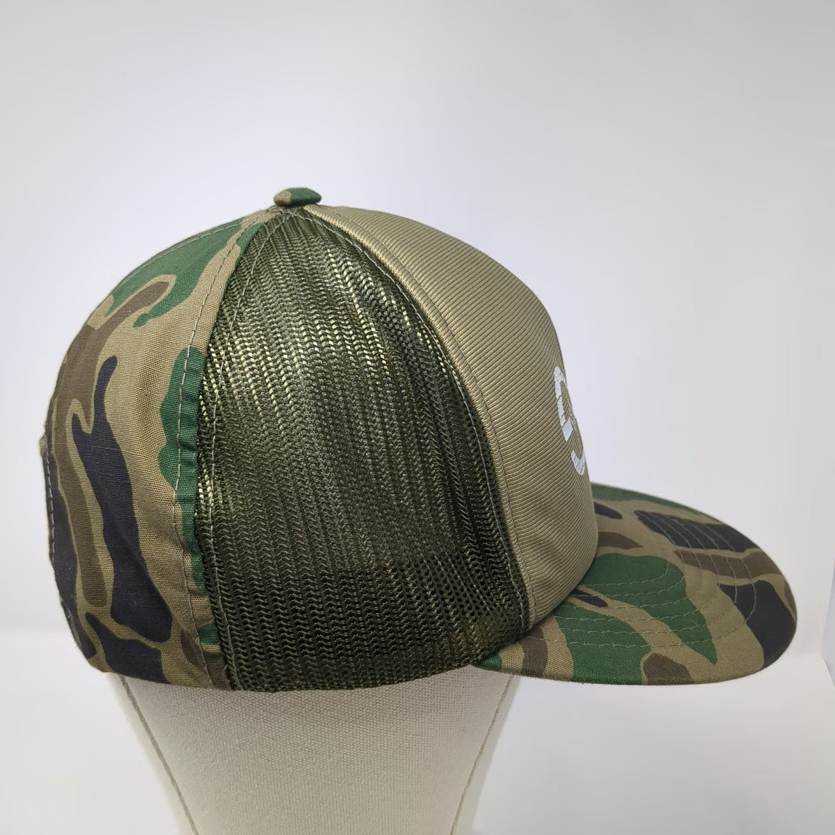 Schmidt 5 Panel Green Brown Black White One Size Hat Mesh Snapback Camo Tree