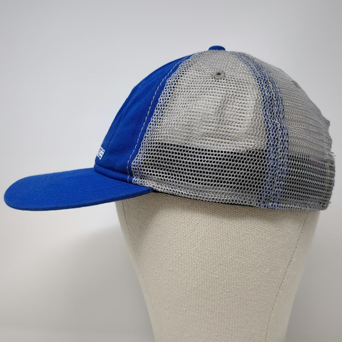 Outdoor Cap Trucker Hat Blue OSFM US Air Force Embroidered Logo Mesh Snapback