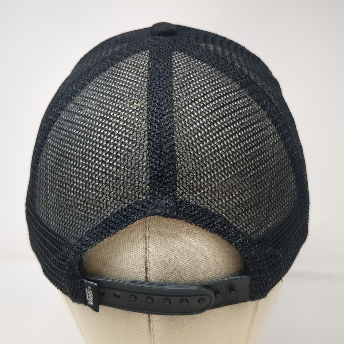 Vans Trucker Hat Black One Size Mesh Back Brews Tunes Jukebox Skeleton Patch