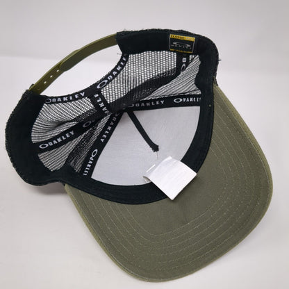Oakley Snapback Trucker Hat Green One Size Adjustable Classic Mid Mesh Back
