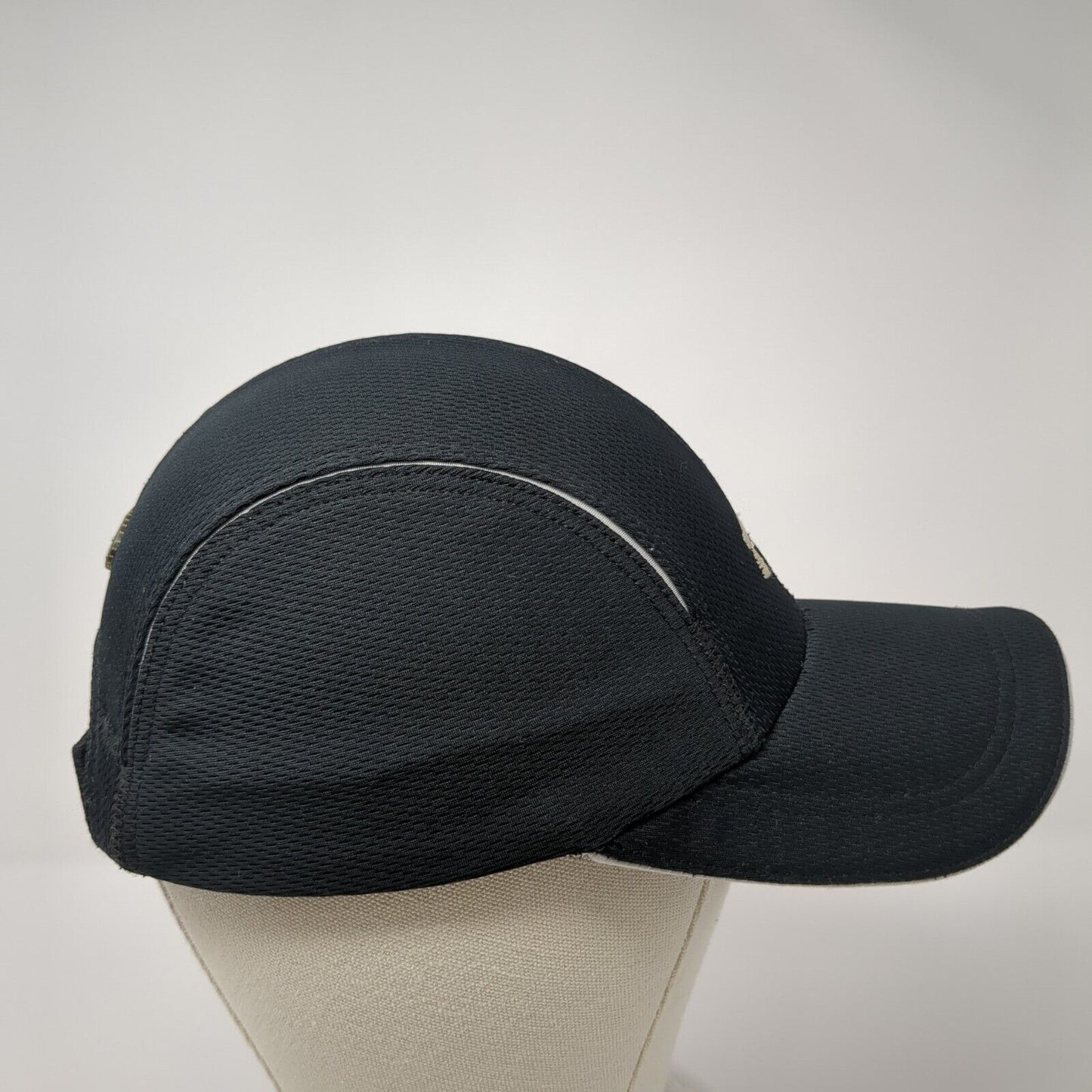 Under Armour Strapback 5 Panel Cap Black One Size Adjustable Embroidered