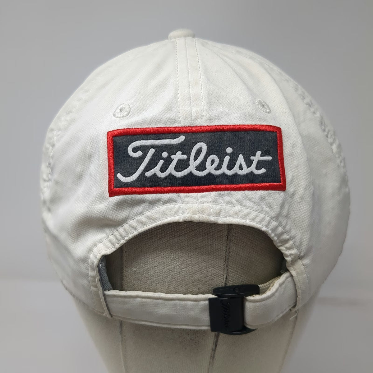 Titleist Baseball Cap White One Size Pro V1 FootJoy Performance Golf Hat