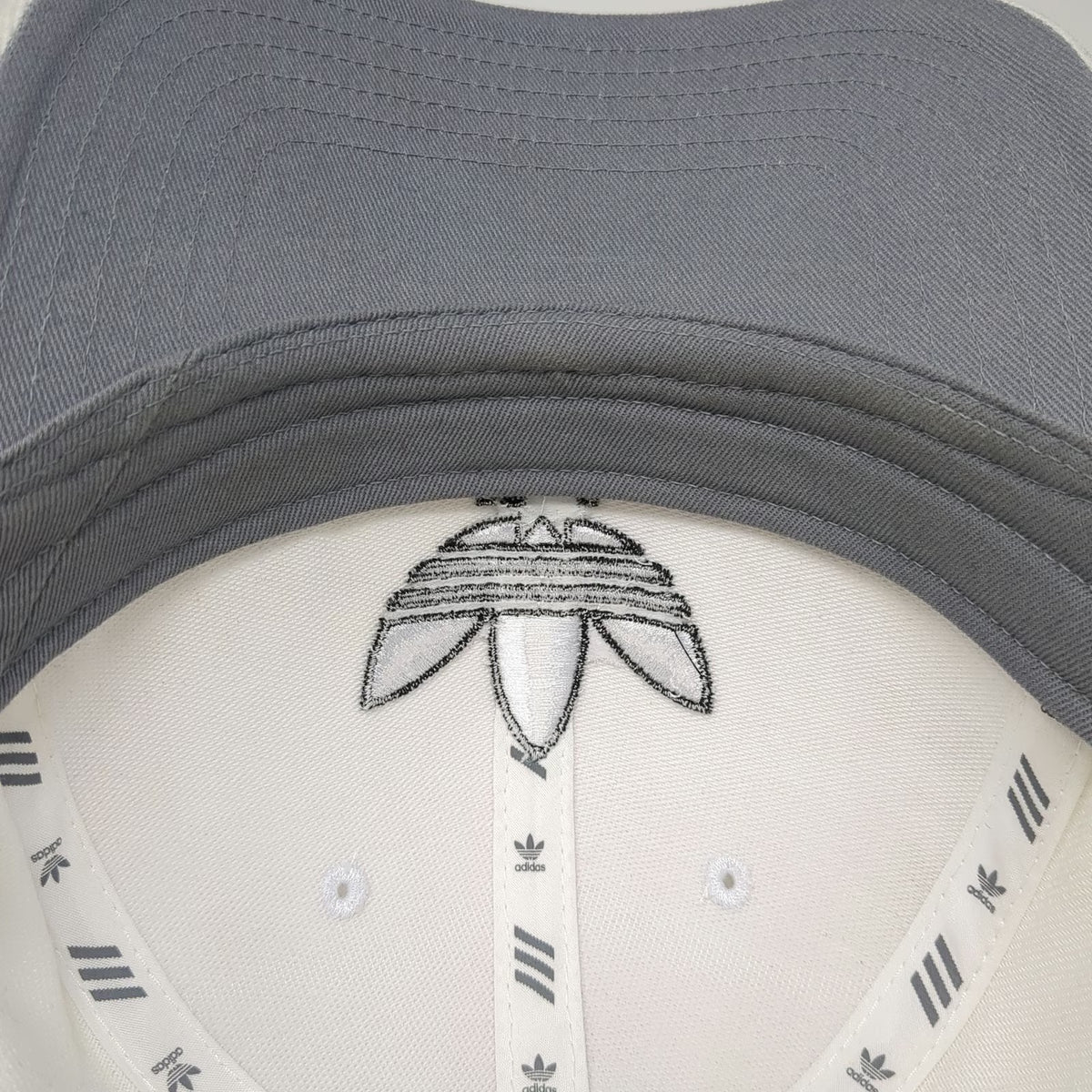 Adidas Baseball Cap White One Size Trefoil Logo Snapback Embroidered Cotton Hat