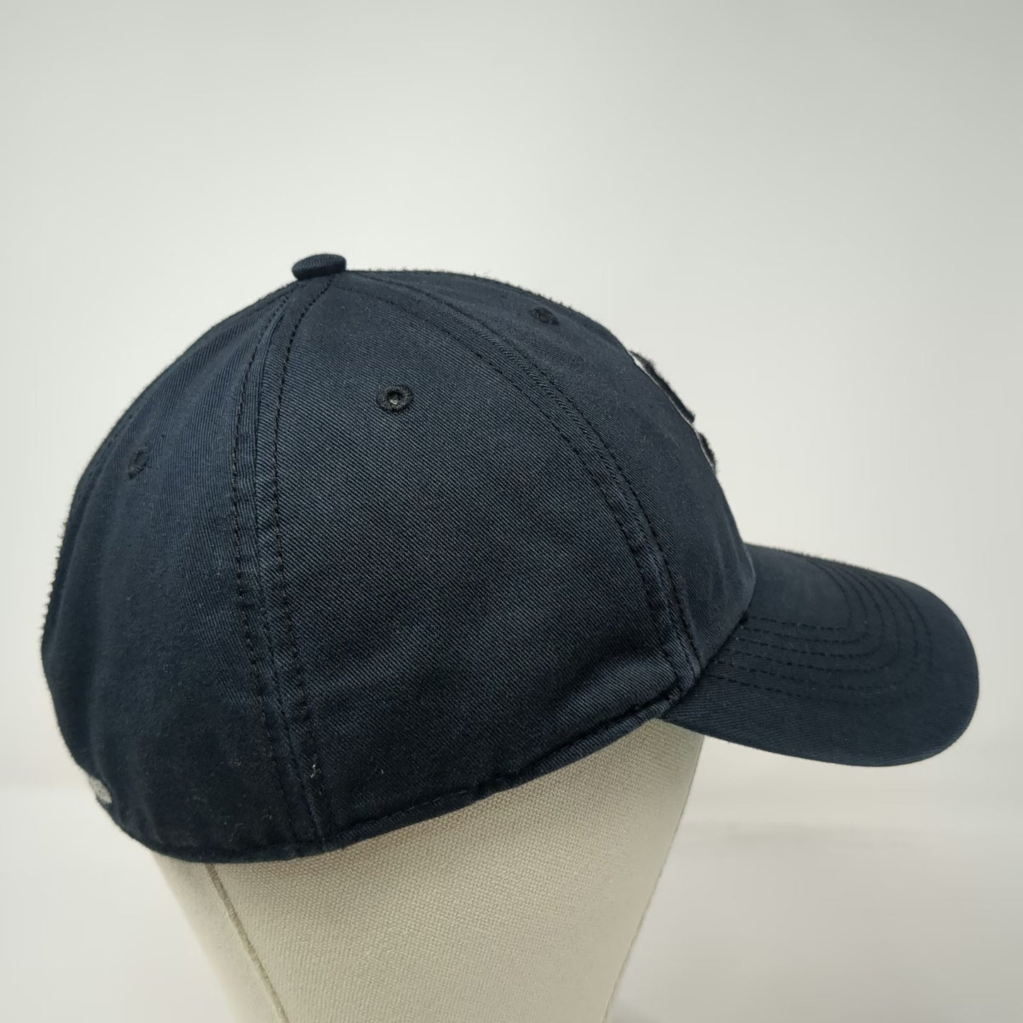 '47 Los Angeles Kings NHL Blue Size M Fitted Green Underbrim Shield Hockey Hat
