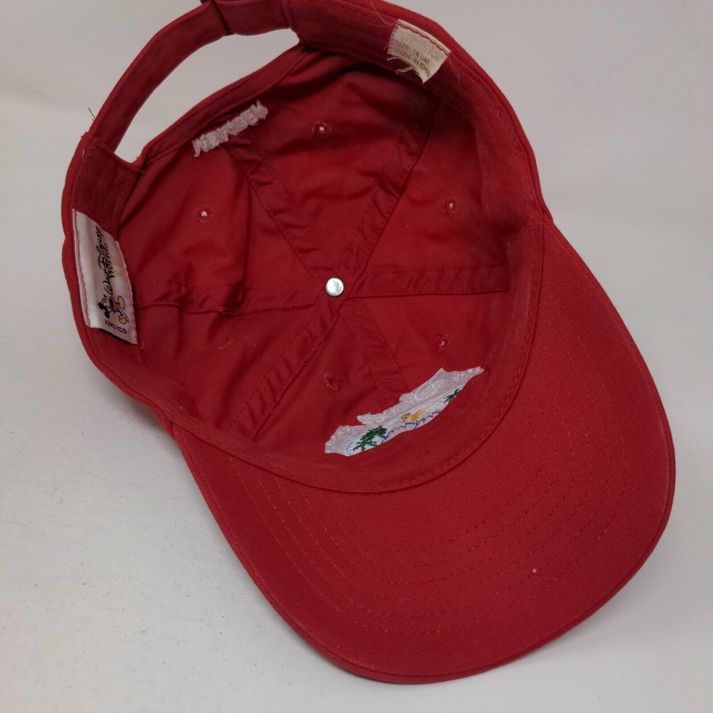 Disney Vacation Club Member Slideback Hat Red 58cm Embroidered Walt Disney