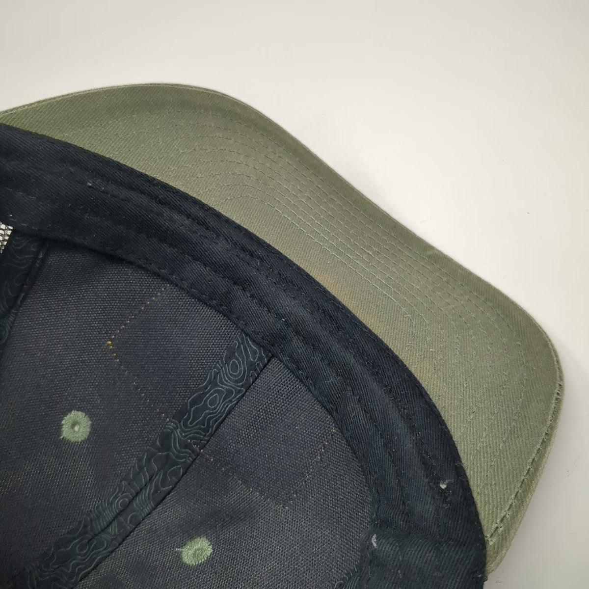 onX Hunt Green Trucker Hat One Size Black Mesh Snapback Leather Patch Topo Print
