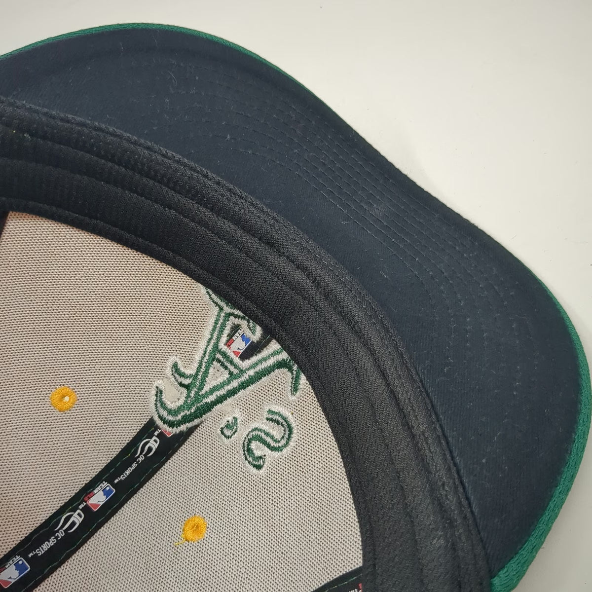 Oakland Athletics MLB OC Sports Baseball Cap Green Yellow One Size A's Logo Mesh