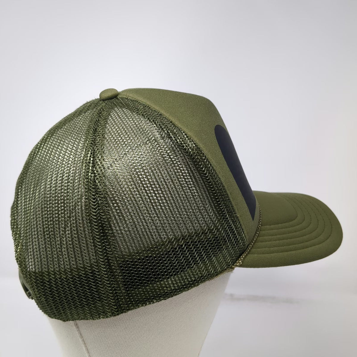 Neighborhood Laguna nbrhd Trucker Hat Green One Size Black Heart Graphic Mesh