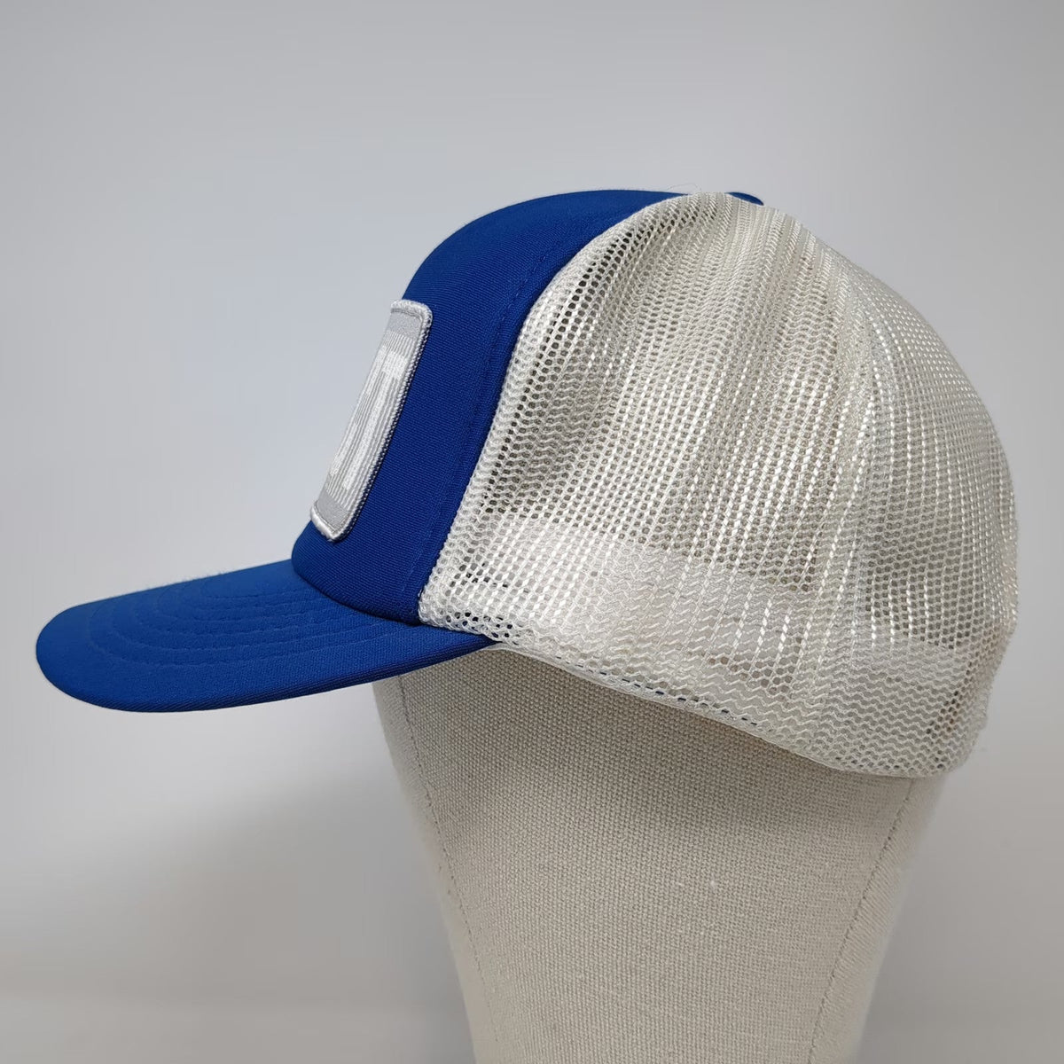Arnell Trucker Hat Blue White One Size Mesh Snapback AS&E CT Patch Taiwan Tag