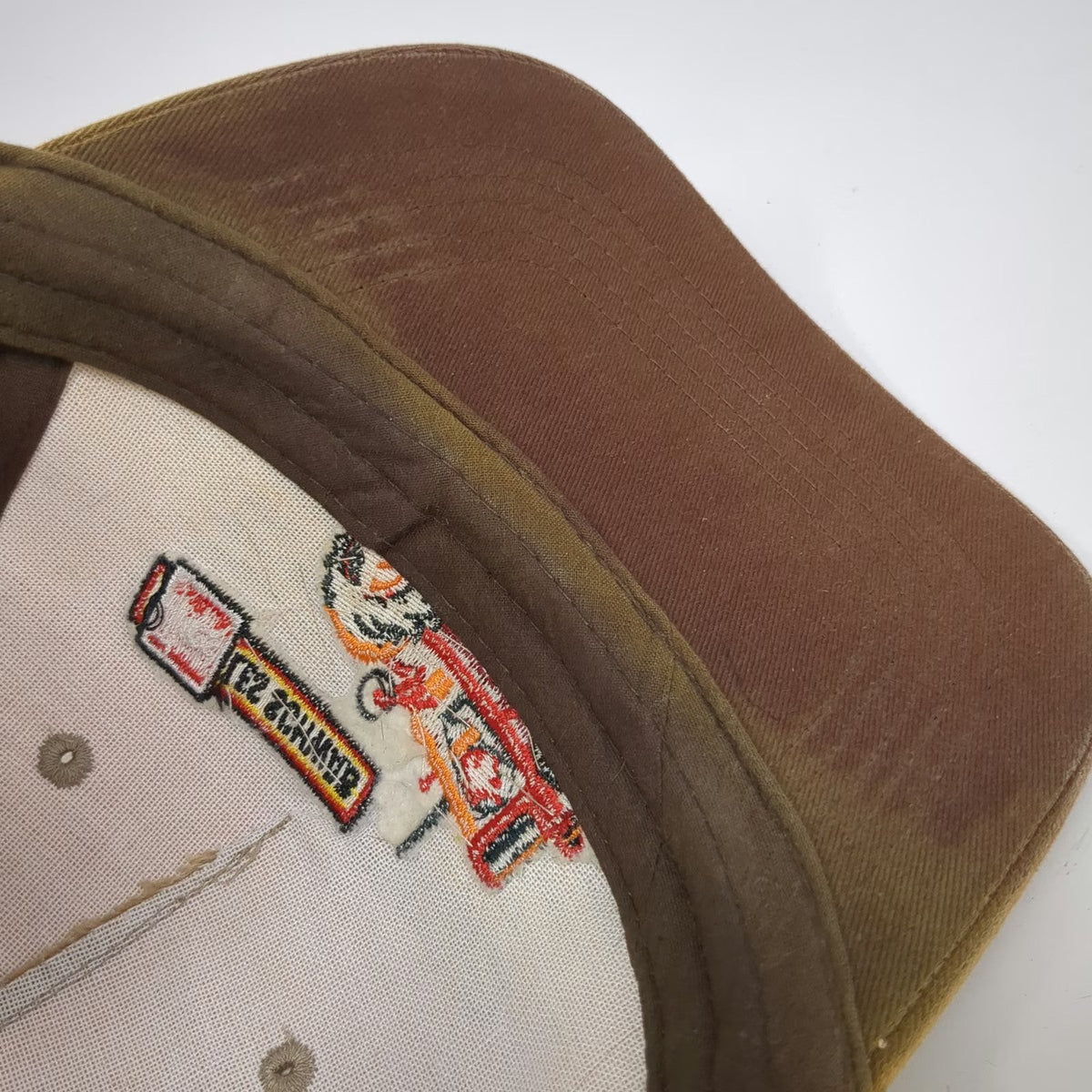 Les Schwab 5 Panel Brown One Size Tractor Embroidery Mesh Strapback Farmers hat