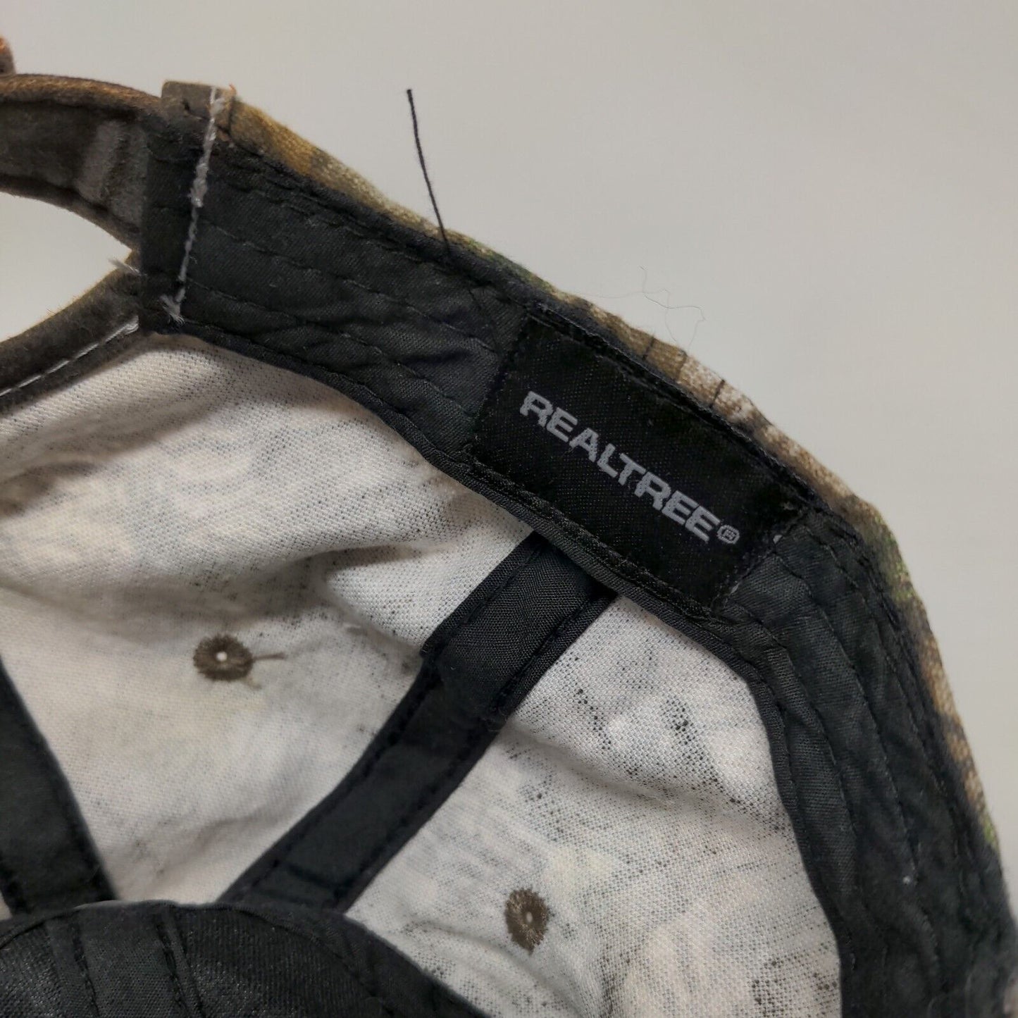 Realtree Strapback Hat Camouflage One Size Adjustable Embroidered Signatures