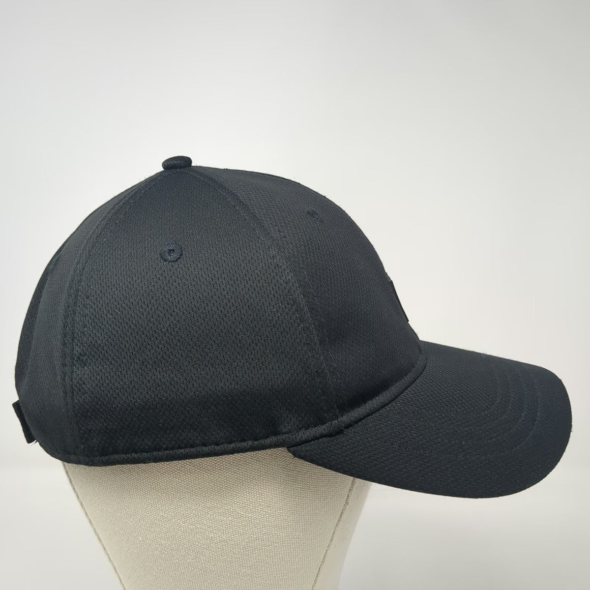 Infinity Baseball Cap Black One Size TSC Tonal Logo Mesh Strapback Hat Sport