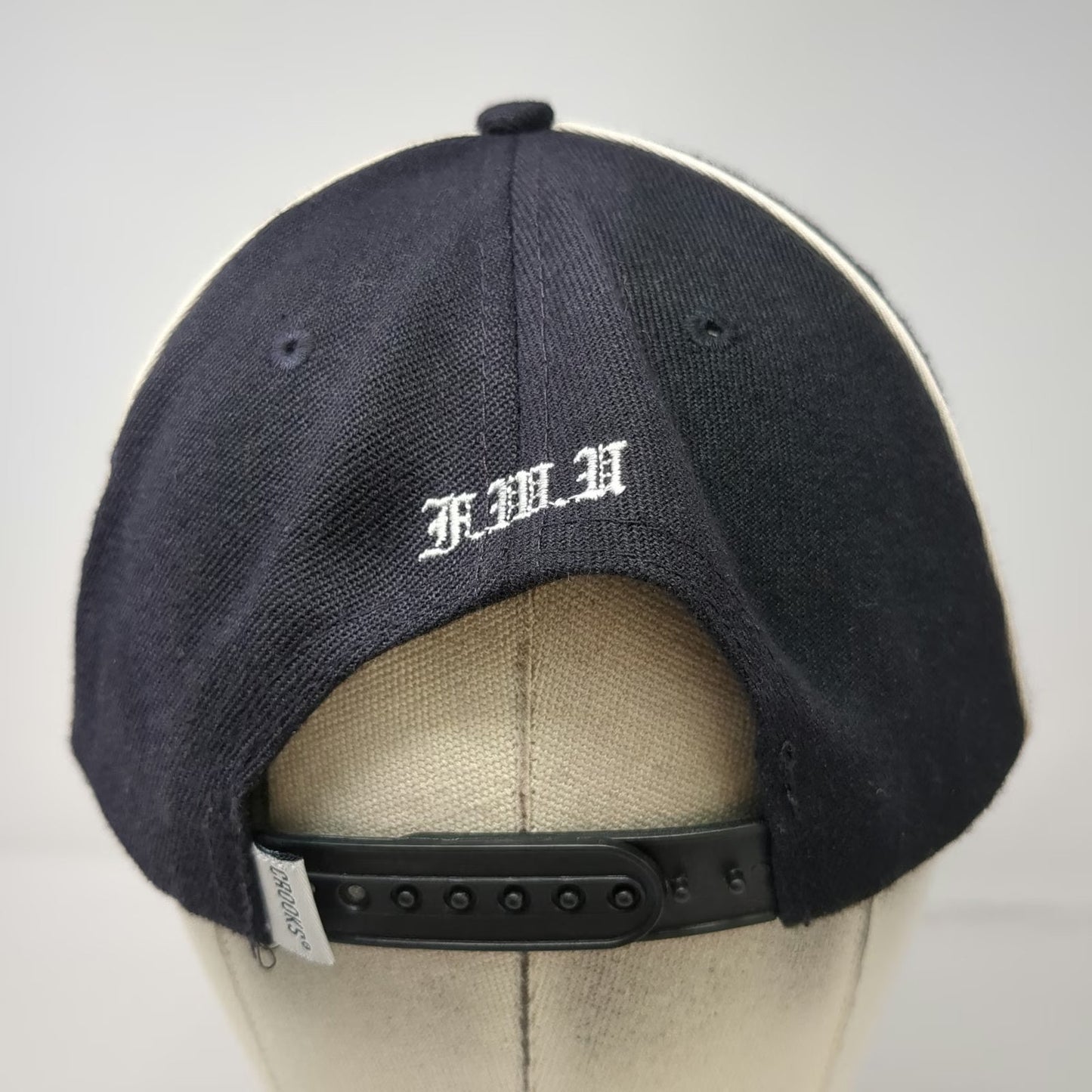 Crooks & Castles Snapback Black One Size Hat Contrast Piping Embroidered Logo