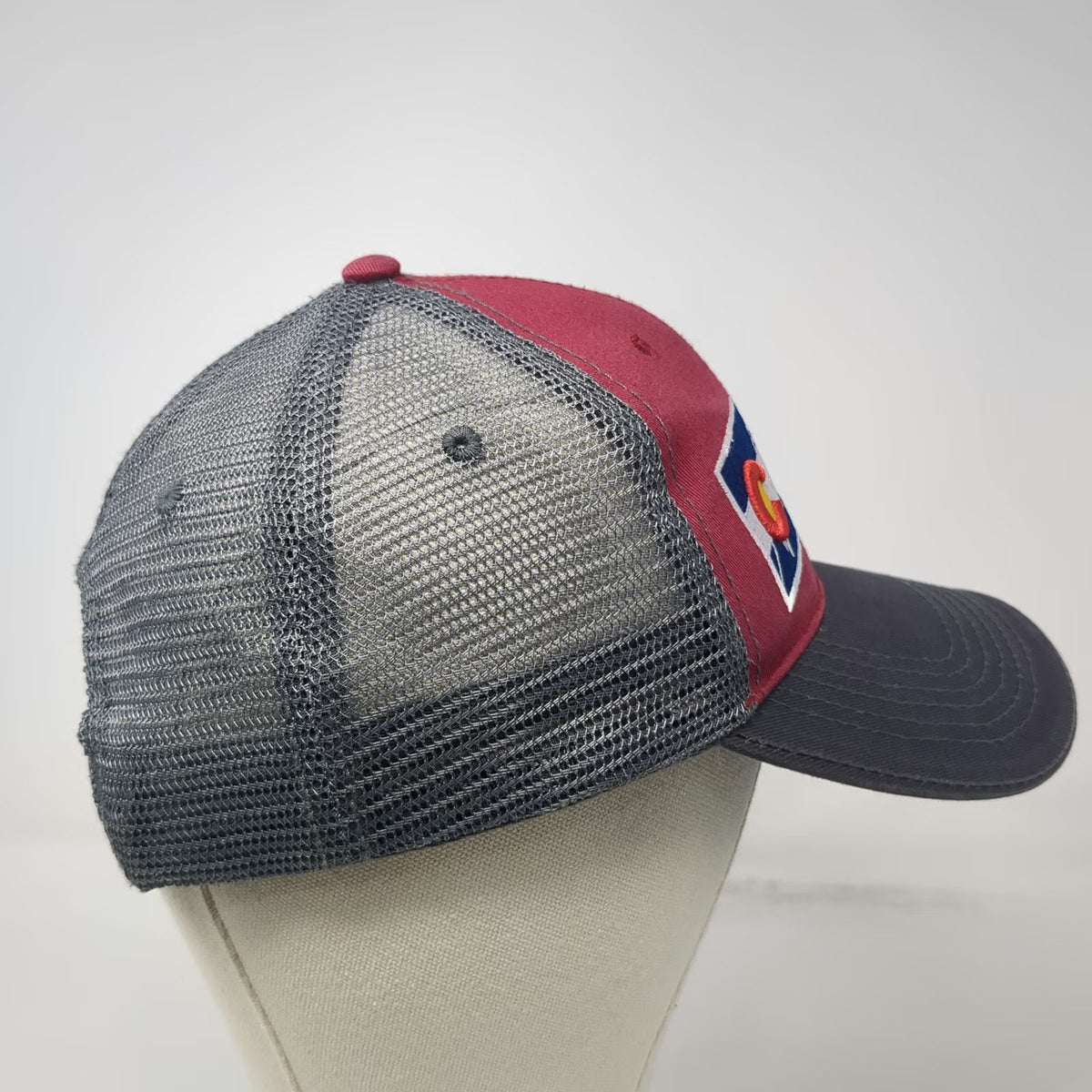 ULURU Trucker Hat Red Gray Blue One Size Colorado Mountains Patch Snapback Mesh
