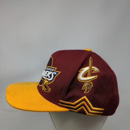 Cleveland Cavaliers Snapback Hat Red Yellow Mitchell & Ness Embroidered NBA