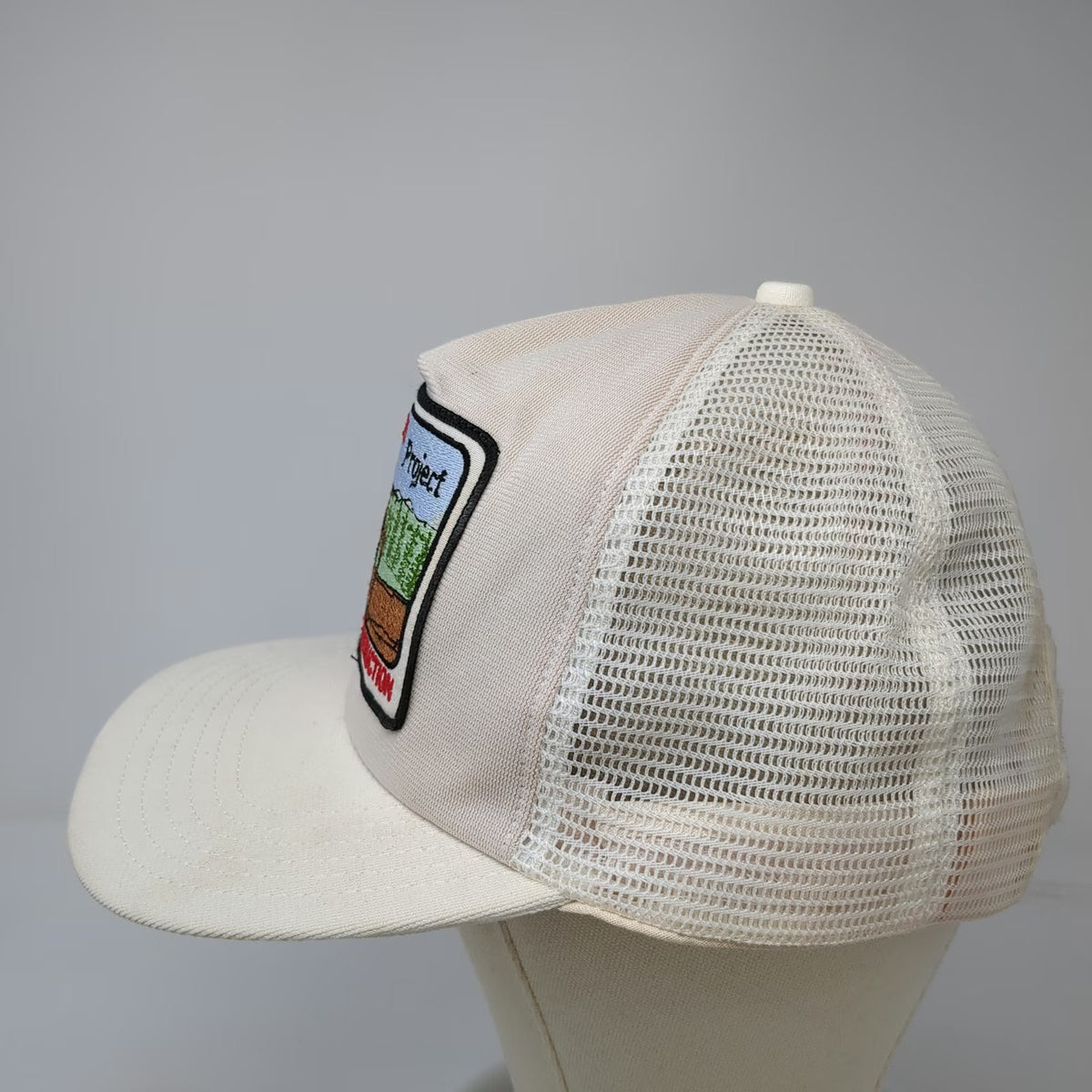 Crown Trucker Hat White OS Exxon LaBarge Project Oil Gas Wellfield Snapback