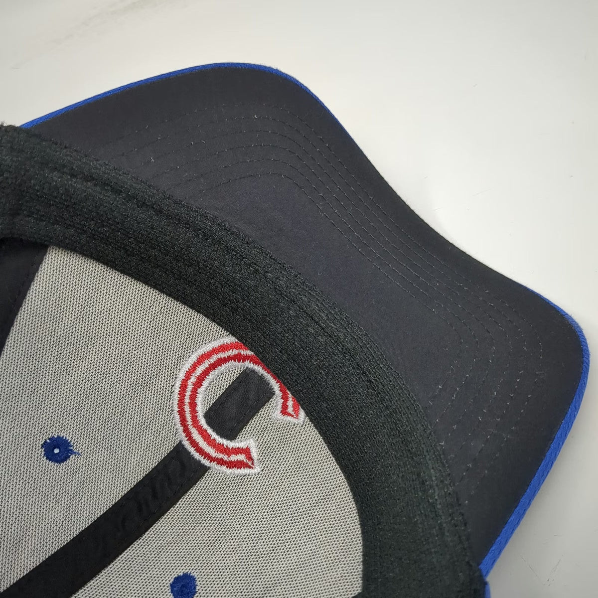 Chicago Cubs MLB OC Sports Baseball Cap Blue Red One Size Embroidered Strapback