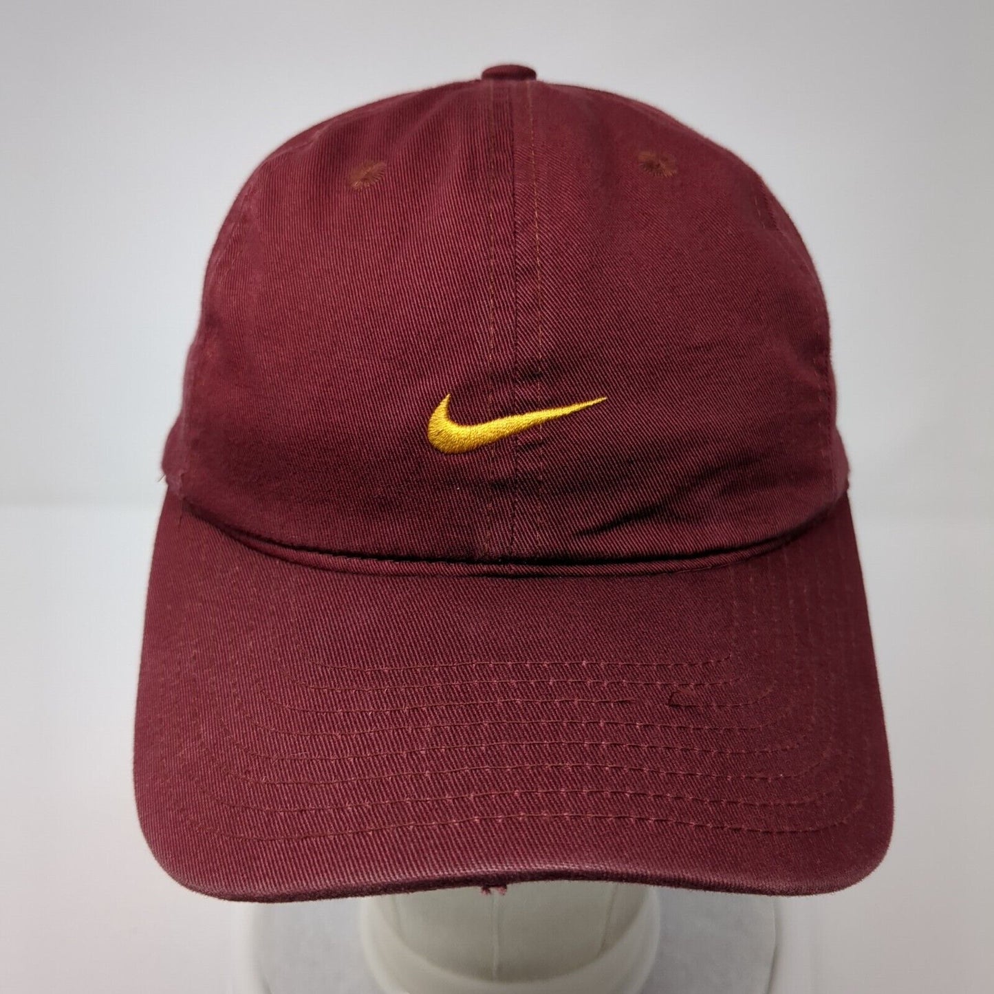 Nike Slideback Hat Red One Size Adjustable Embroidered Swoosh 6 Panel