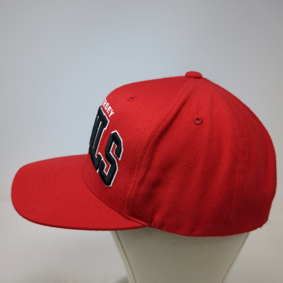 Mitchell & Ness New Jersey Devils NHL Red Snapback One Size Green Underbrim Hat
