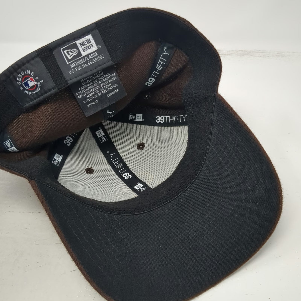 San Diego Padres MLB New Era Cap Brown Yellow L 39THIRTY Stretch Fit Logo Hat