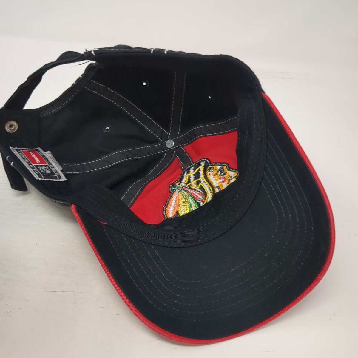 Chicago Blackhawks NHL Reebok Red Black One Size Cap Slideback Contrast Stitch