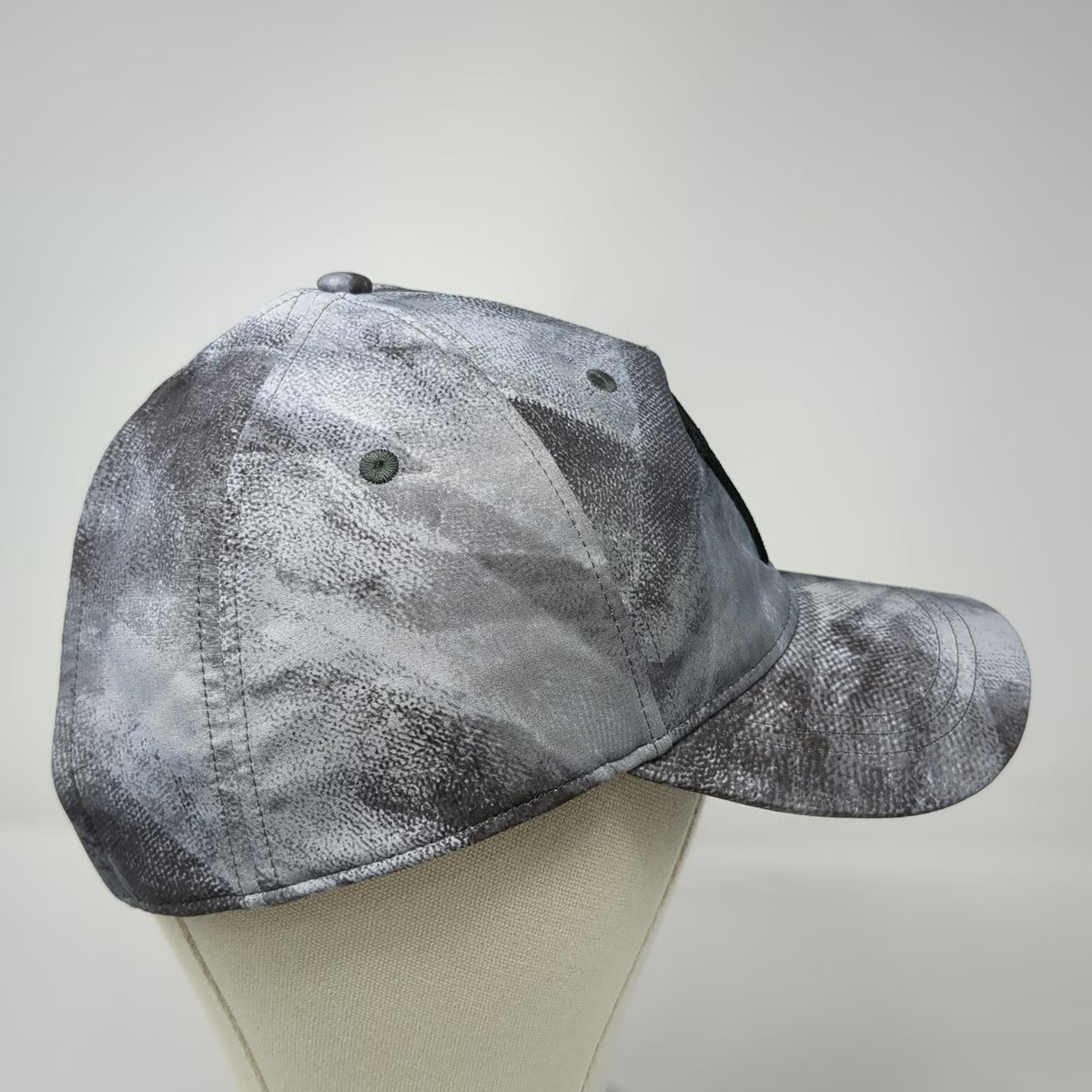 ivivva by lululemon 5 Panel Gray Hat L Snapback Seek Wonder Camo Stretch Graphic