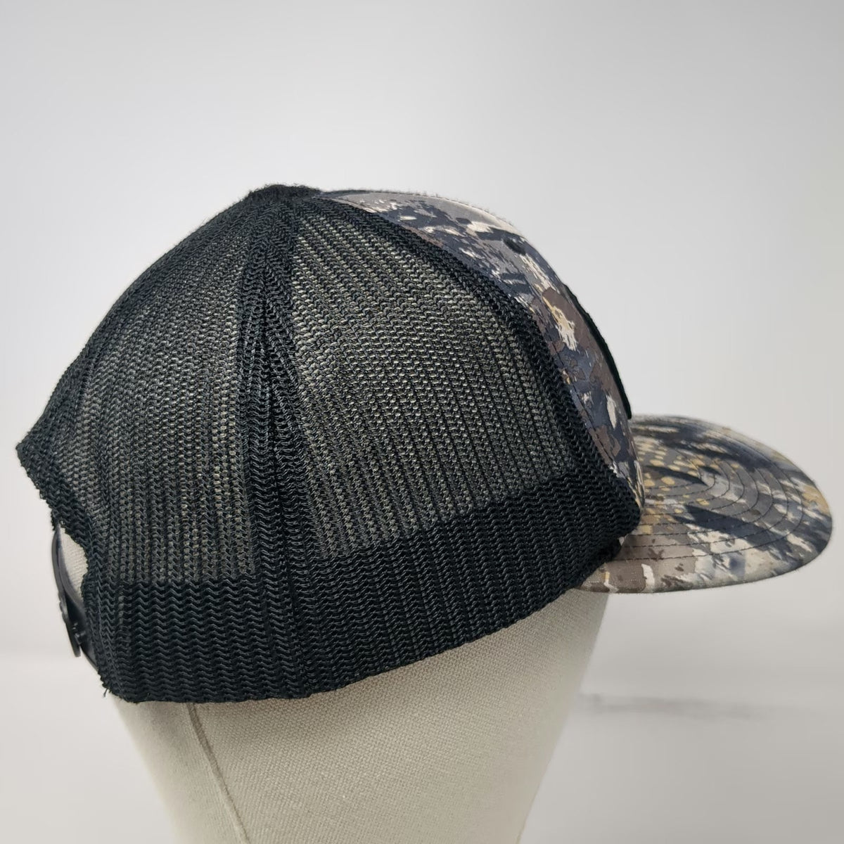 SKRE Trucker Hat Gray Black Camo One Size Mountain Gear Snapback Hunting Outdoor