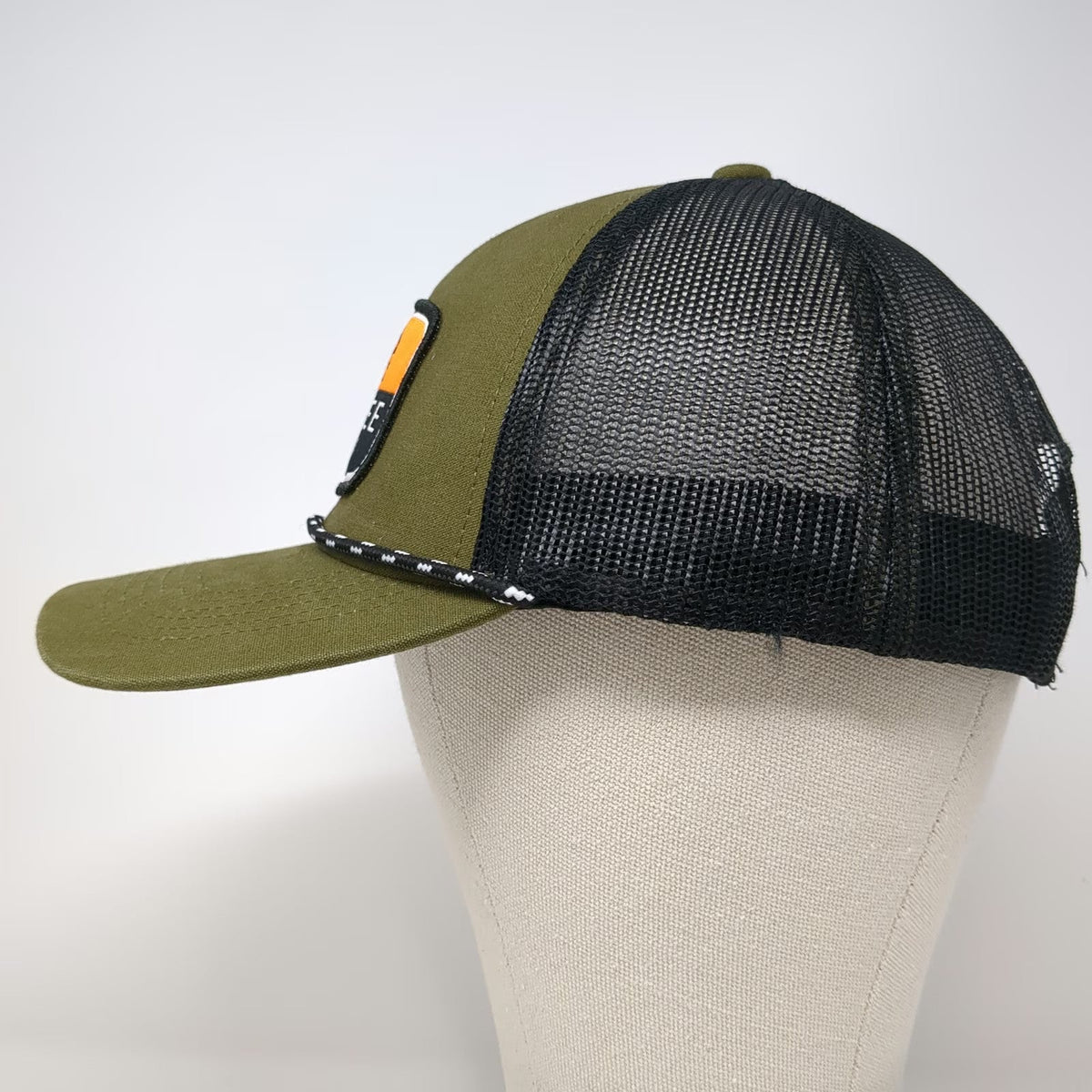 Realtree Fishing Trucker Hat Green Black Orange OSFM Mesh Snapback Rope Patch