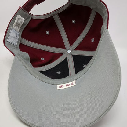 Nike Baseball Cap Red One Size Embroidered Swoosh Logo Strapback Just Do It Hat