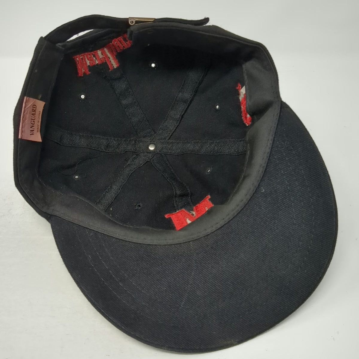 Vanguard Baseball Cap Black One Size Red Marlboro Embroidered Slideback Logo hat