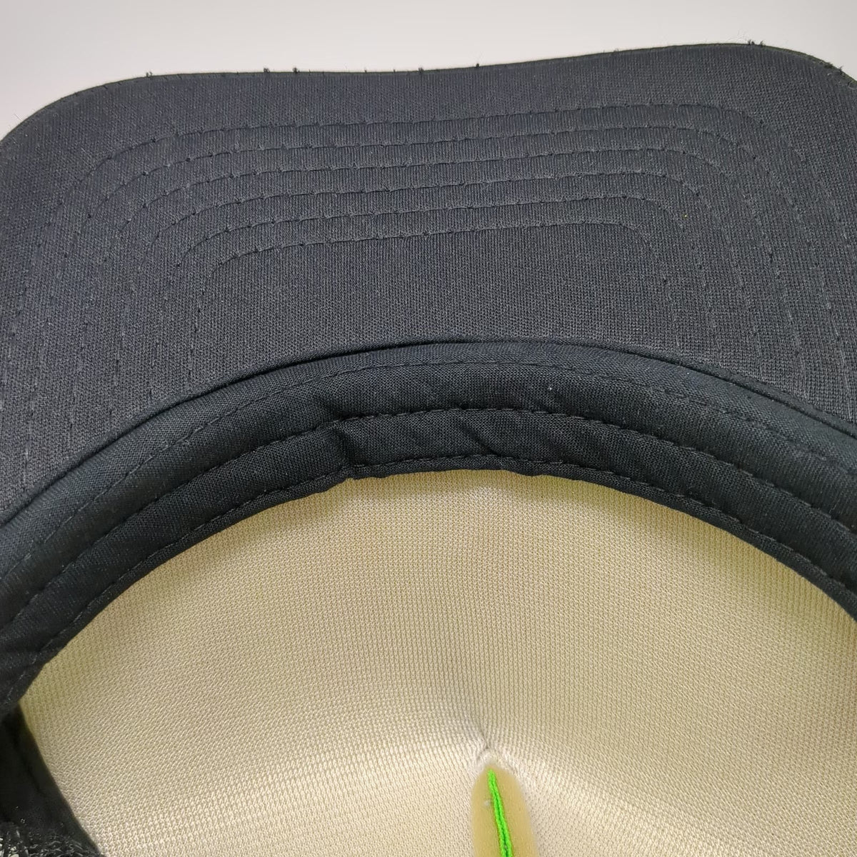 Hawaiian Headwear Trucker Hat Green Black OSFM Aloha Hawaii Mesh Back Snapback