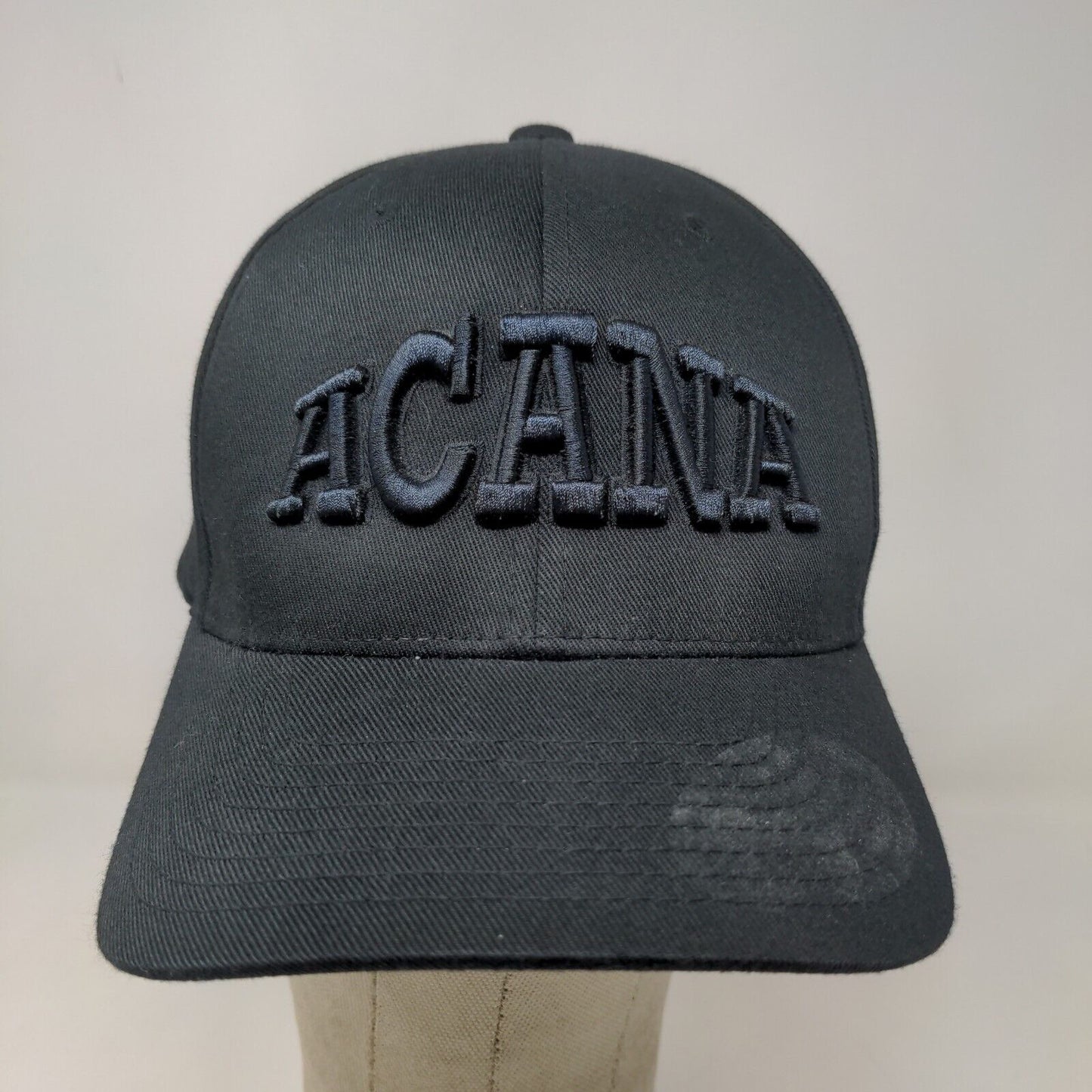 Flexfit Men's Fitted Hat Black Size L-XL Embroidered Acana Logo Maple Leaf