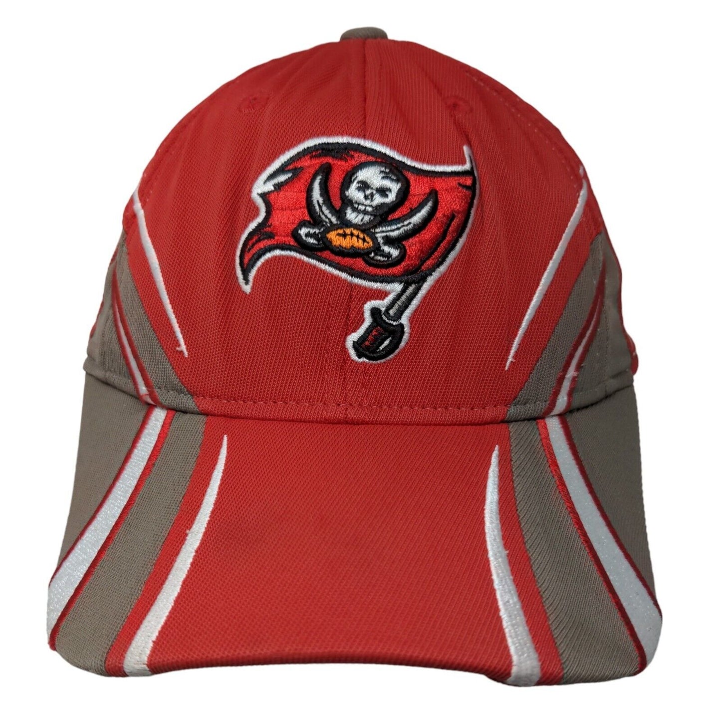 Reebok NFL Men's Fitted Hat Red OSFA Embroidered Tampa Bay Buccaneers Logo