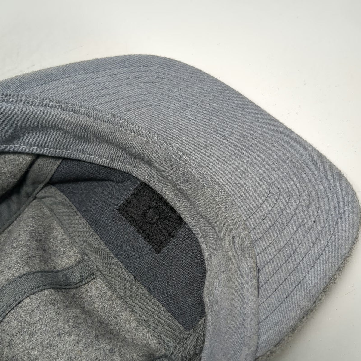 Evo 5 Panel Gray Hat One Size Wool Blend Leather Strapback Logo Patch Flat Brim