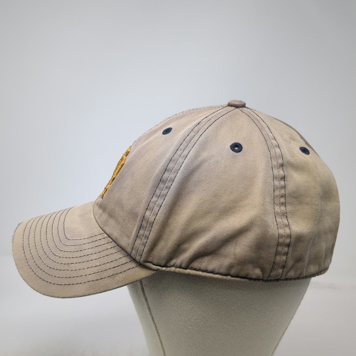 Notre Dame Fighting Irish NCAA Twins Enterprise Cap Blue XL Hat Fitted Shamrock