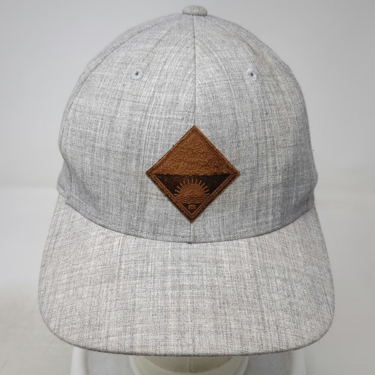 Flexfit Baseball Cap Gray M Heathered Fabric Sun Patch Structured Fitted Hat