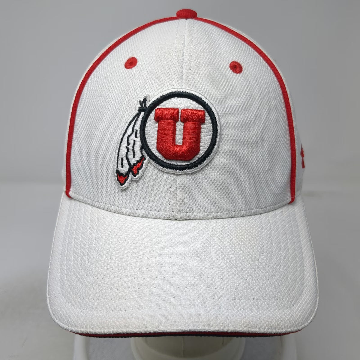 Under Armour Utah Utes NCAA Cap White One Size ISO-CHILL Strapback Curved Hat