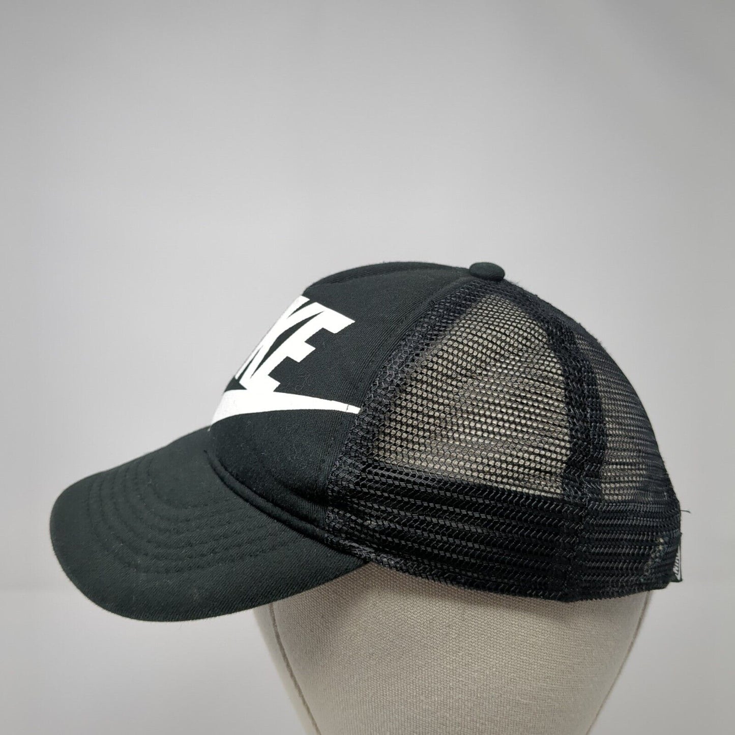 Nike Big Swoosh Snapback Mesh Back Trucker Hat Black Child 4-7 Solid