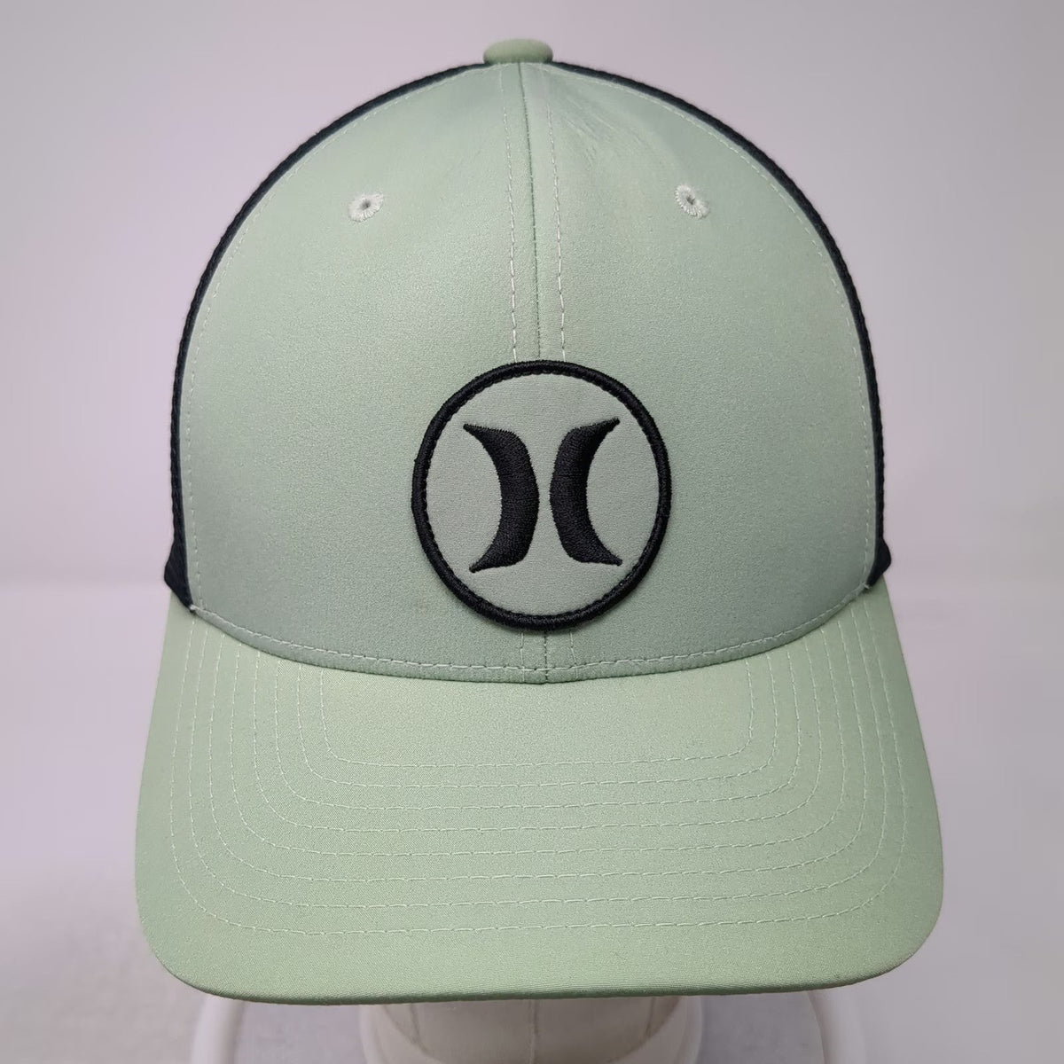 Hurley Baseball Cap Green M Mesh Back Flexfit Fitted Logo Sport Performance Hat