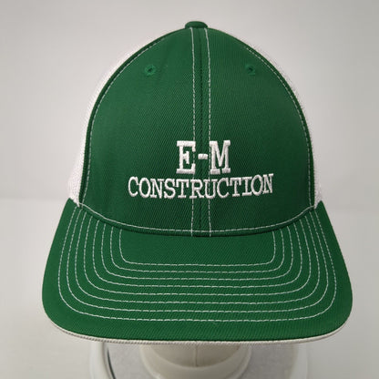 E-M Construction Fitted Mesh Back Trucker Hat Green 7 3/8-8 Colorblock