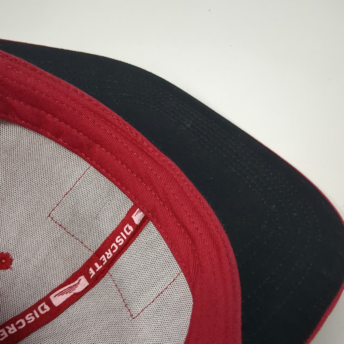 Discrete Snapback Red One Size Hat Cirque Series Black Diamond On Sun Valley