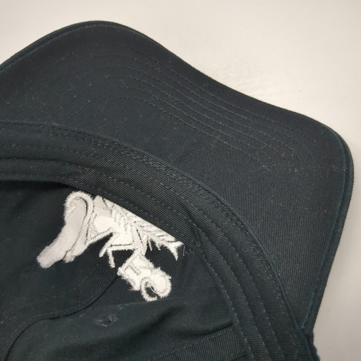 econscious Baseball Cap Black One Size Jakes Bar & Grill Fish Skeleton Hat